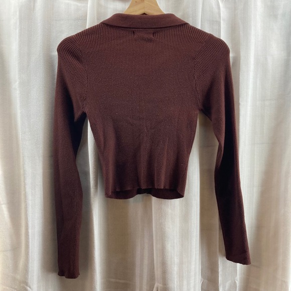 LA Hearts Ribbed Collared‎ Button Front Ruched Cropped Sweater Top Burgundy M - Picture 2 of 7